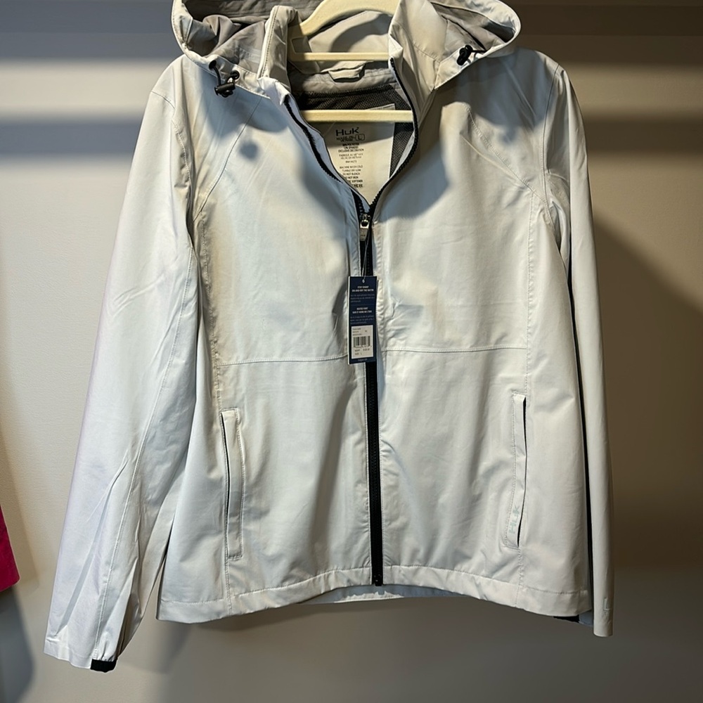 Huk Women’s Pursuit Jacket Size Large NWT